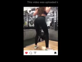 video подсматриваем упругая задница сучки в спорт зале сучка попа лосины sex