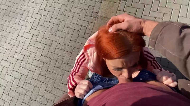 video дал в рот сестре друга пока он отошел сочная сучка сладенький минет от красавицы рыжая сосет делает минет sex