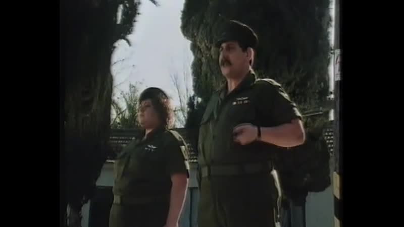 video горячая жевательная резинка 4 часть 2 частные манёвры 1983 sex