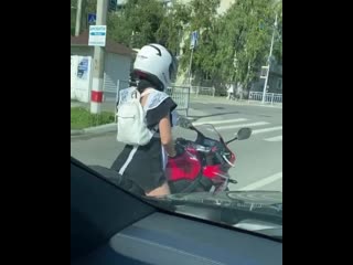 video ульяновская школьница на мотоцикле sex