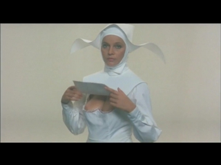 video лаура антонелли безумный секс laura antonelli sessomatto 1973 sex
