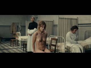 video лу де лааж корали руссье бал безумцев lou de laâge coralie russier le bal des folles 2021 sex