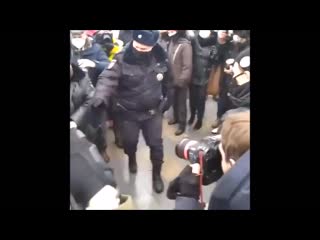 video главное кричать не трогайте ребёнка да это недоруземение в дет домродителей лишить родительских прав и в тюрьму sex
