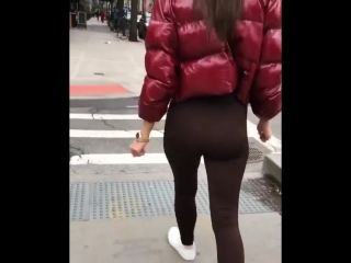 video тличная накаченная жопа орех в штанишках секси не порно попка сиськи sex
