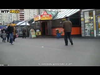 video подцепили русскую давалку на улице привели в заброшенный дом и выебали sex