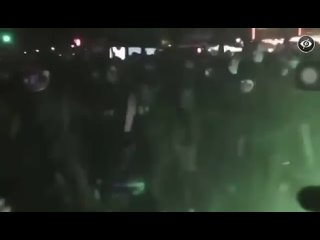 video святое дерьмо французская полиция по борьбе с беспорядками облажалась закон обычно навязывается концом полицейской sex