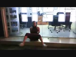 video пьяная русская шмара устроила скандал в таиланде когда ее задерживала местная полиция sex