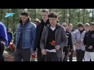 video зенит почтил память жертв войны на пискаревском мемориале 8 05 2019 sex