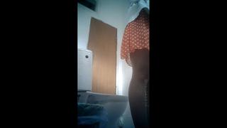 video скрытая камера в туалете школы универа больницы sex