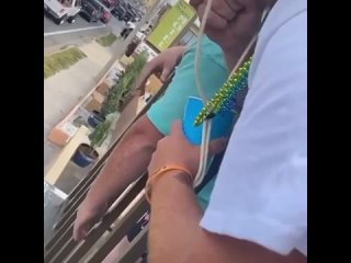 video иногда на просьбу дать попить могут голову пробить sex