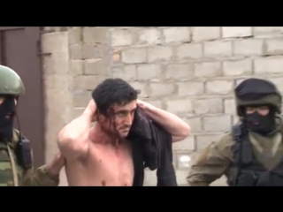 video в дагестане в ходе спецоперации боевик сдался под гарантии комиссии по адаптации боевиков вместе с оружием и sex