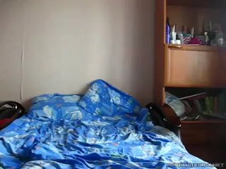 video худая и рыжая русская милфа дает в анал в любительском порно на кровати sex