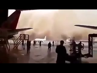 video особое мнение сильнейшая песчаная буря накрыла аэропорт в столице иордании sex