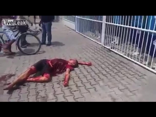 video особое мнение 18 молодой человек пытался молодые женщину в автобусе и за это жестоко поплатился португалия sex
