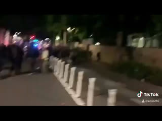video в портланде наконец власти решили навести порядок и развязали руки полиции sex