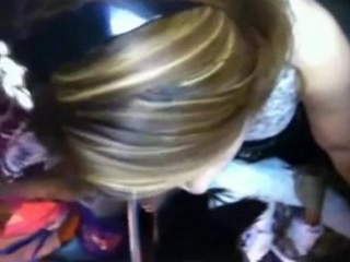 video девушка в автобусе почувствовала как к попке прижимается член sex