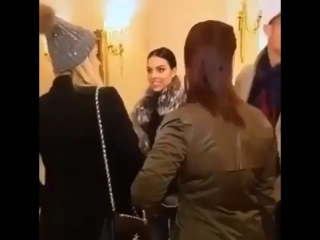 video прибытие gio и cris в отель перед церемонией з м sex