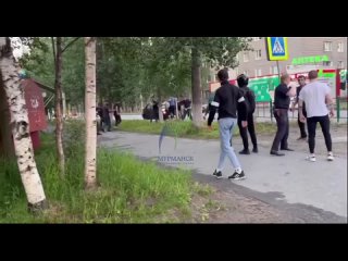 video под мурманском произошла массовая драка между русскими и азерами sex