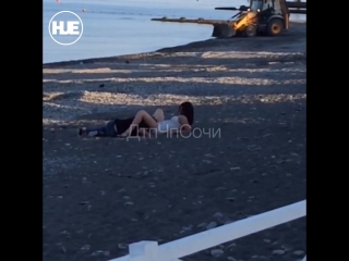 video на сочинском пляже очевидцы засняли двух любовников sex