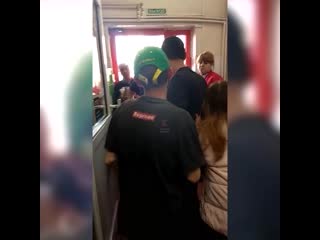 video в краснодарском магазине произошла массовая драка sex