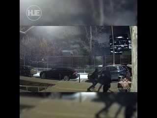 video в москве банда выследила миллионера и отработала его перед подъездом дома sex