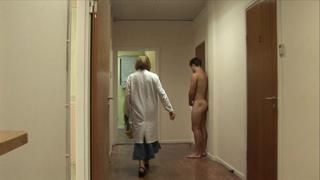 video застенчивый парень пережил сильный стресс на медосмотре sex