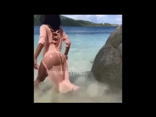 video секс ради выживания келли брук three 2005 эротика sex