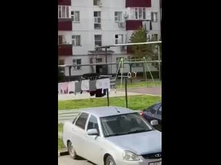 video ничего необычного просто чеченские полицейские заезжают во двор sex