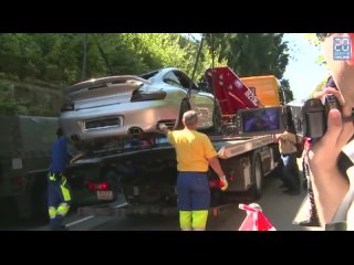 video одолжив товарищу свой porsche 911 turbo он никак не ожидал что вскоре аварийным службам придется вылавливать его sex