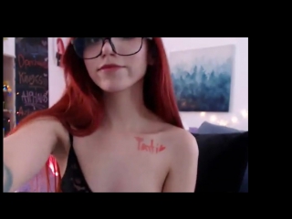 video милая тянка в чулочках дрочит на вебку sex