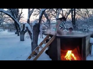 video купание в банном чане зимой самая лучшая баня sex