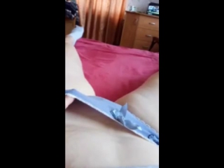 video пытается снять трусики и показывает сосок в перископе periscope sex