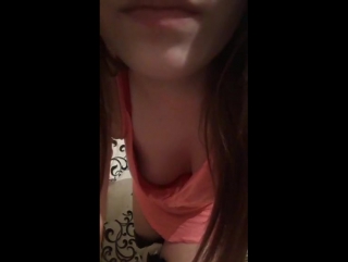video милка показывает киску приглашая в приват в перископе periscope sex