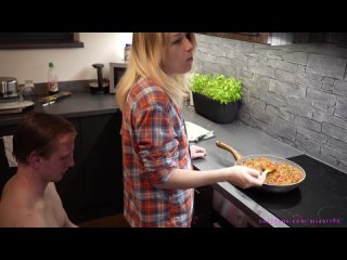 video молодая пытаясь забеременеть на кухне sex