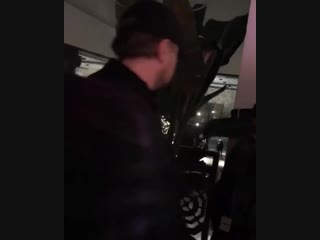 video леонардо дикаприо прошлым вечером на фестивале one peace festival в la в отеле mayfair hotel sex