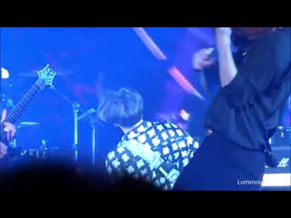 video 190803 슈퍼밴드 서울콘서트 i d c 우성 focus 우성이가 막 날아다님 섹시한 내 천사 therose 0803 우성 김우성 woosung sammy ウソン wolf face therose sex