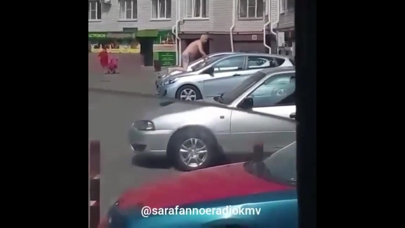 video когда начальник поставил в очередь на отпуск на ноябрь а загореть хочется sex