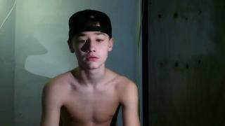 video gay webcam chat 035 пацаны показывают себя и дрочат на вебку twink boys wank cock gay sex porn гей секс порно sex