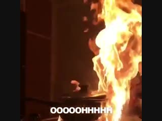 video водой тушить кипящее масло это гениально sex