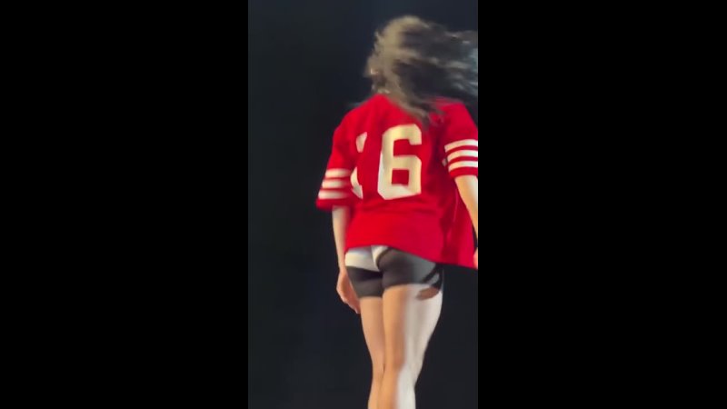 video сочные ляжки и жопень дрочной билли айлиш твои блогерши sex