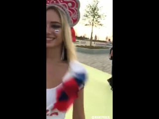 video российская футбольная болельщица в сексульном наряде чм2018 sex