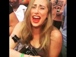 video carter cruise бухая танцует с большой бутылкой jack daniels sex
