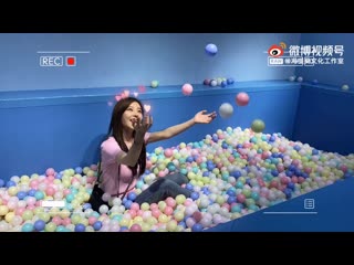 video 冯提莫 feng timo фэн тимо 馮提莫 星空下的户外直播小花絮来啦 sex