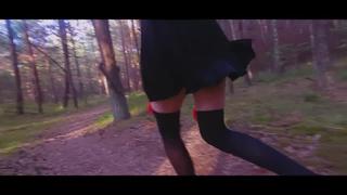 video догнал в лесу молоденькую прогульщицу и выебал без спроса sex