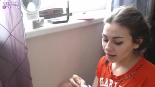 video дочка пригласила отца на прогулку и отсосала ему инцест доч пап папочк порн девочк секс big sex молод минет teen sex