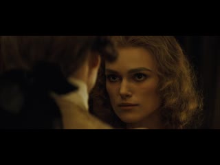 video снимает одежду с прекрасной леди отрывок из фильма герцогиня sex