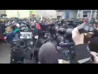 video побоище на страстном бульваре осторожно нецензурная лексика sex