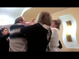 video вписка отец жениха нажрался и отпиздил невесту на свадьбе личные счёты гуляй рванина какая свадьба без драки sex