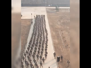 video начинается призыв в армию китая всех кто годен к военной службе а это около 20 млн человек sex