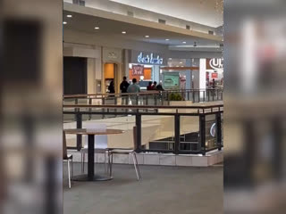 video тем временем в магазине sams jewellers в торговом центре solano в фэрфилде калифорния sex
